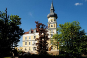 Гостиница Hotel Schloss Schwarzenfeld, Шварценфельд